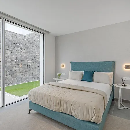 Estandar 5 - Casangular By Upper Vila *