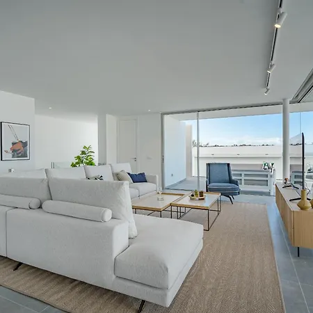 Estandar 5 - Casangular By Upper Vila *