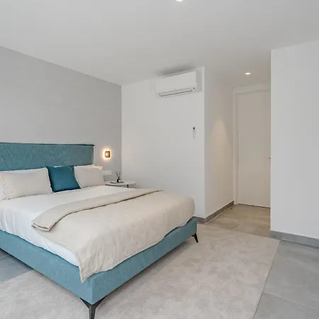 Estandar 5 - Casangular By Upper Vila