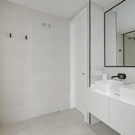 Estandar 5 - Casangular By Upper Vila *