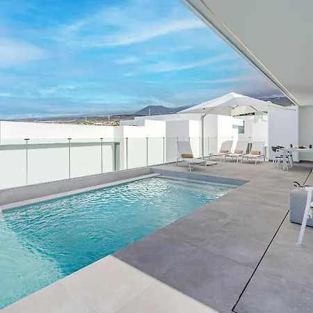 Estandar 5 - Casangular By Upper Vila *