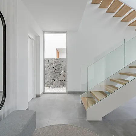 Estandar 5 - Casangular By Upper 빌라