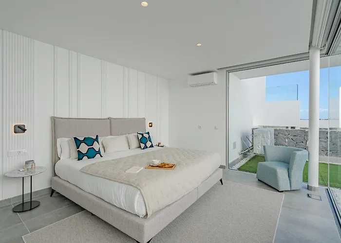 Estandar 5 - Casangular By Upper * Адехе